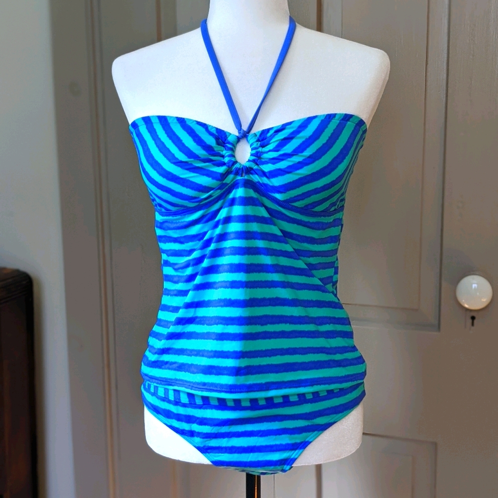Oakley Two Piece Swimsuit. EUC.